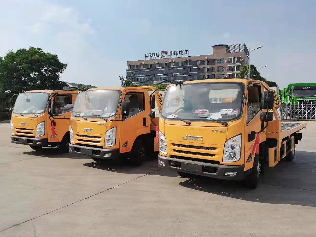 江鈴凱運(yùn)全落地伸縮板清障車(chē)